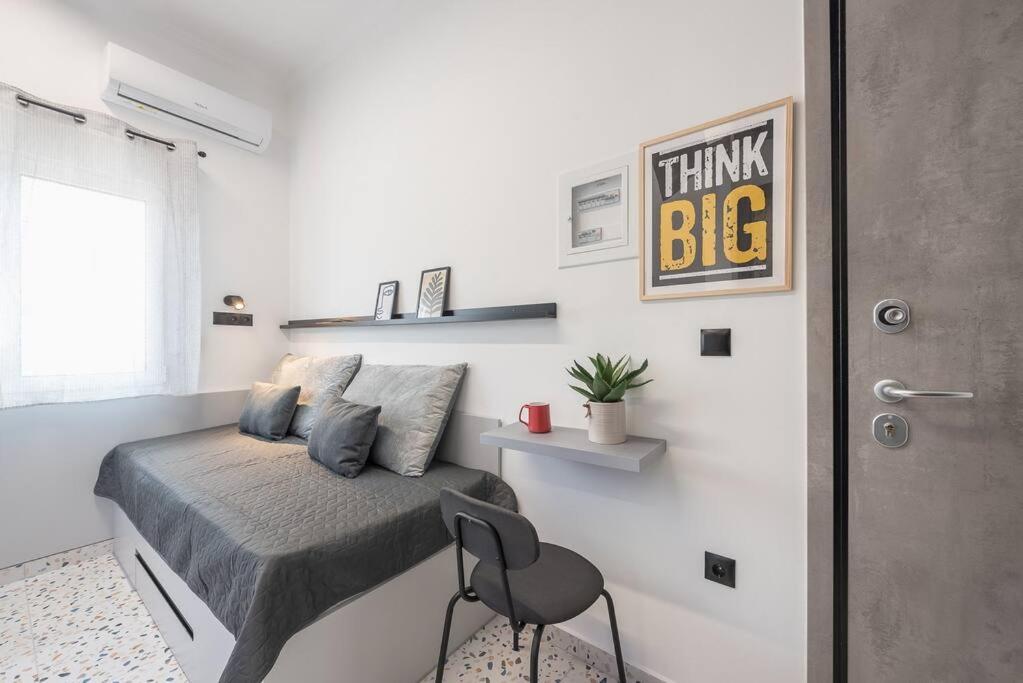 Tiny Apartment Athens Exterior photo